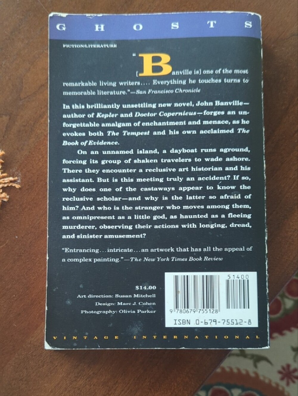 John Banville "The Ghosts" Paperback Novel - Vintage Black Cover - Picture 3 of 4
